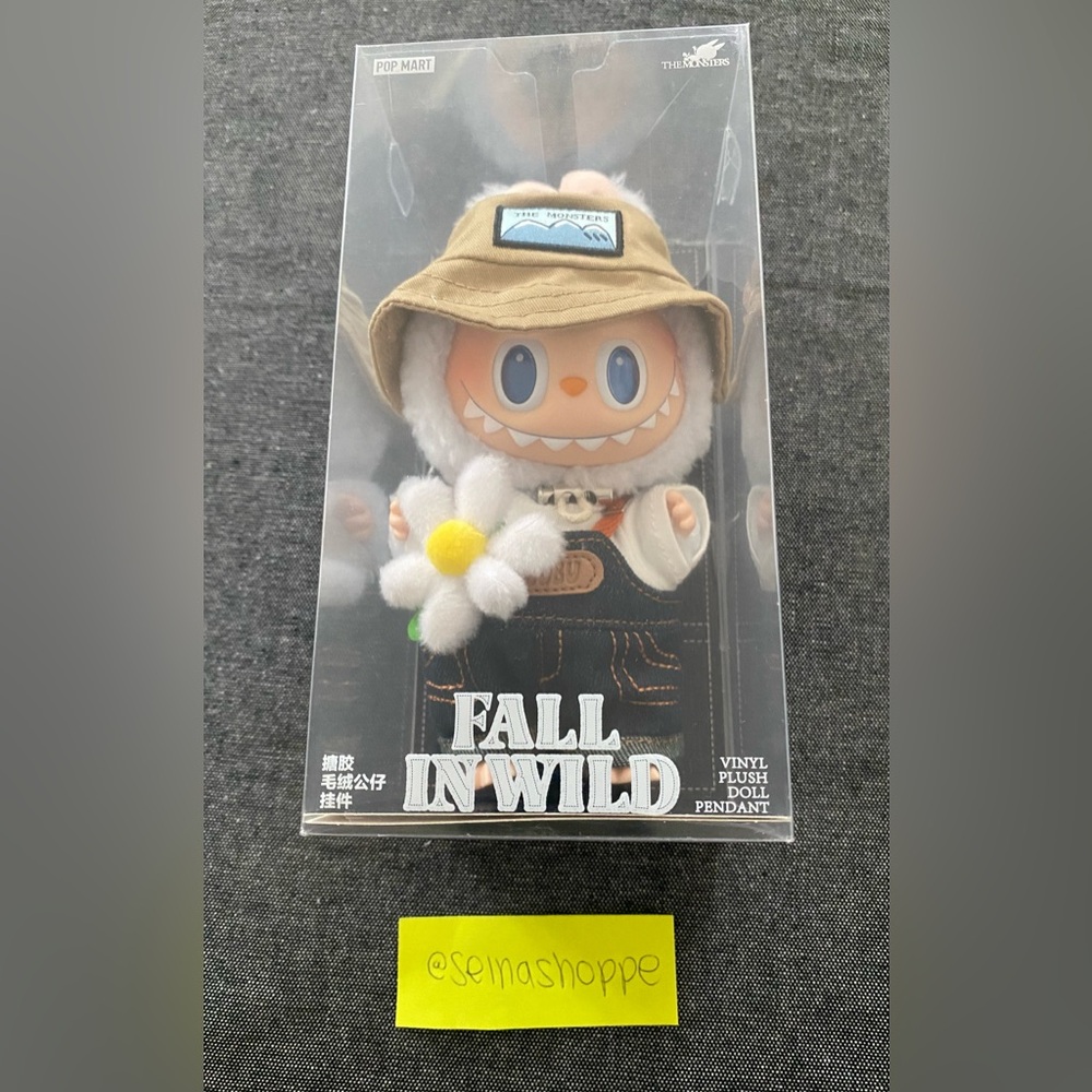 Pop Mart Labubu Fall In Wild Pendant Keychain NIB Sealed